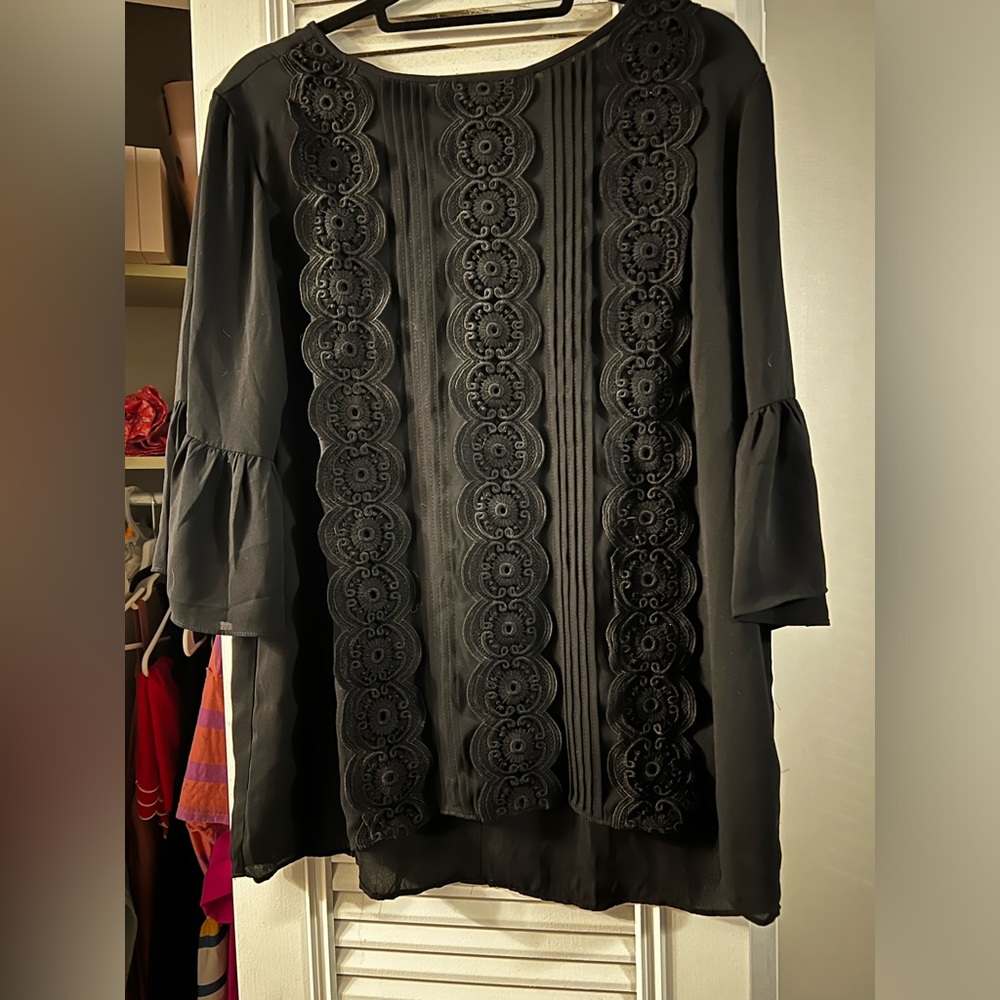 Black dress top!